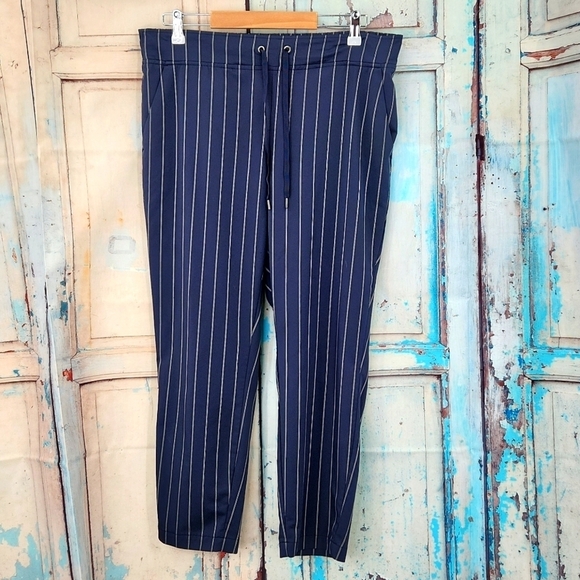 Athleta Stripe Midtown Ankle Pant in Navy - Picture 2 of 12